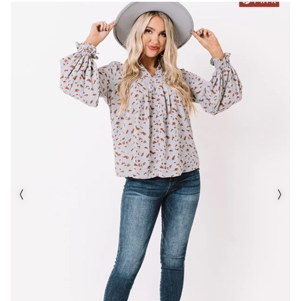 Jodifl Love In Tribeca Airy Blue Blouse - Picture 2 of 9